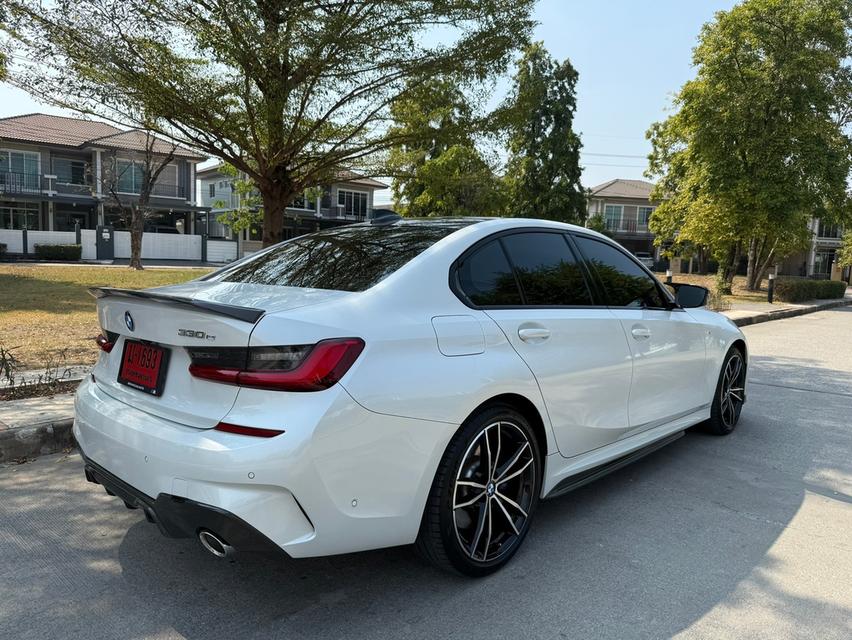 BMW 330e Msport ปี 2021  3