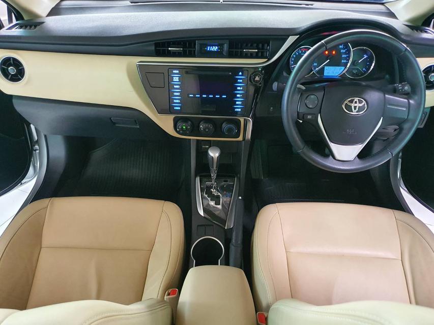 Toyota Corolla Altis 1.6G ปี2018 สีบรอนซ์เงิน มือหนึ่ง เช็คศูนย์ 5