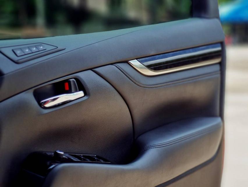 Toyota Alphard SC ( MNC ) ปี 2020 ไมล์ 72,xxx km 14