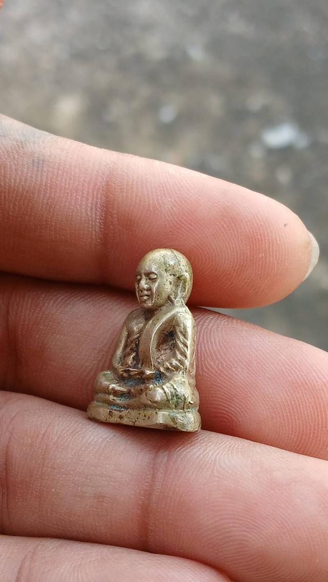 หลวงพ่อเงิน ปี 15 เนื้ออัลปาก้า 5