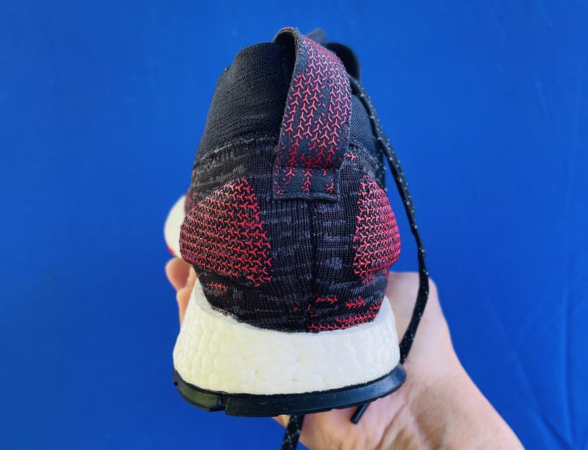 รองเท้าวิ่ง adidas pure boost rbl รูปที่ 2