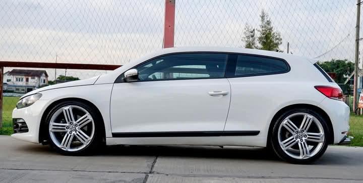 Volkswagen Scirocco ปี 2011 แต่งครบ 4