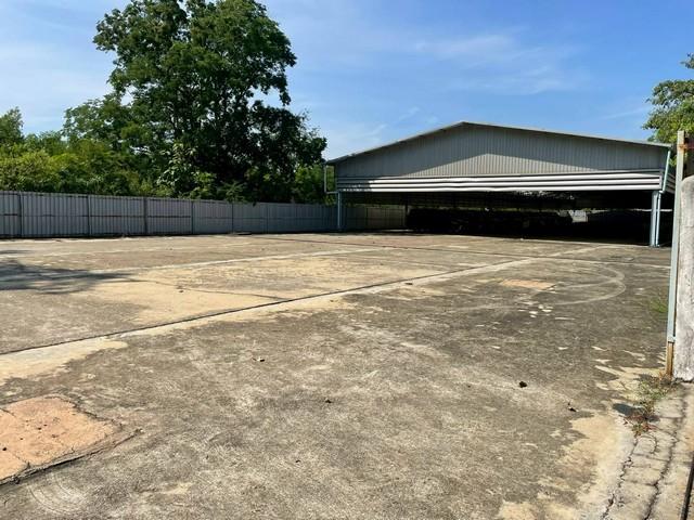 ขายโกดังสำนักงานอยู่ในนิคมอุตสาหกรรม อยู่ในการดูแลของ กนอ.บนเนื้อที่ 10 -3-60 ไร่ พื้นที่สีม่วง นิคมอุตสาหกรรมเกตเวย์ซิต 5