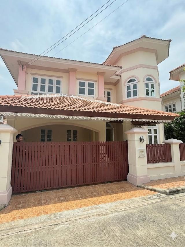 บ้านเดี่ยวให้เช่า ภัสสร 4 คลอง 3  5ห้องนอน 3ห้องน้ำ 1