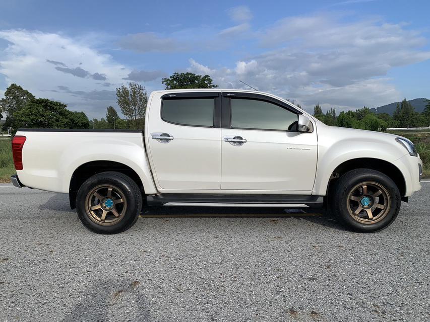 ISUZU D-Max Hi-Lander 4ประตู 1.9L Ddi ปี2018