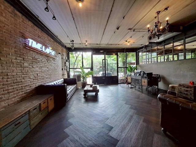 ให้เช่า อาคาร สำนักงาน Studio Production 3ชั้น โซน Town in Town 6