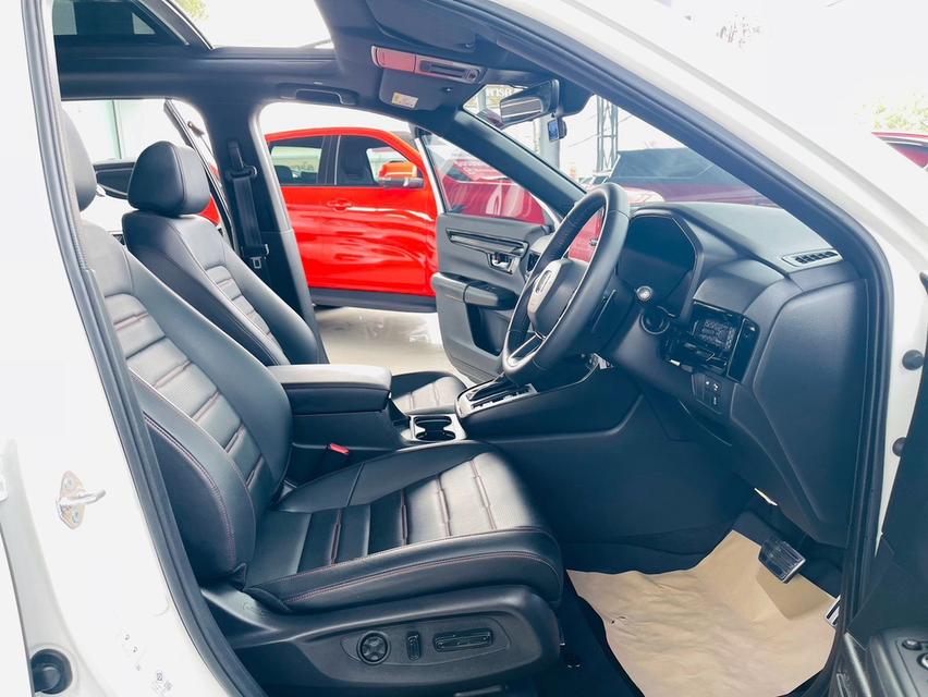 Honda CR-V e:HEV RS AWD 5 ที่นั่ง ปี24แท้ สีขาว ไมล์แท้ 7,xxxกม. รูปที่ 16