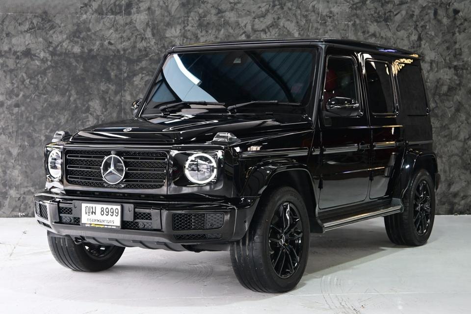 (แจ้งรหัสรถ JRS8999) MERCEDES-BENZ G400d สีดำ