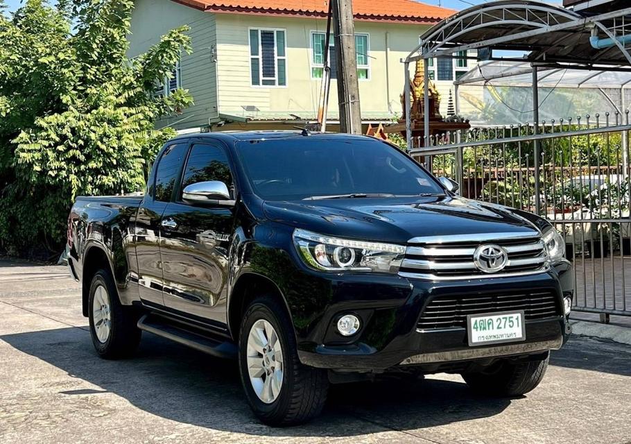 TOYOTA_ HILUX REVO 2.4 E SMARTCAB PRERUNNER   ปี 2017 เกียร์ A/Tสีดำ ✔️