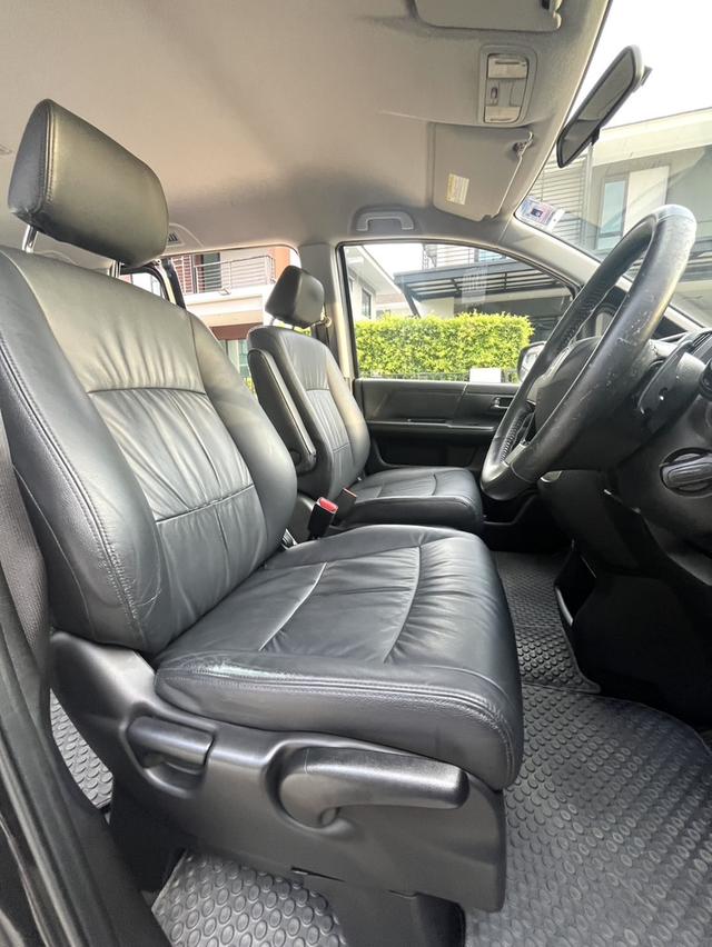 Honda Stepwagon 2.0 JP ปี 2013 9