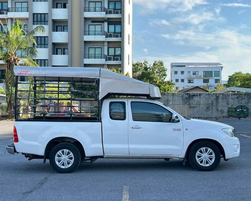 TOYOTA HILUX VIGO 2.7 VVT-i Open Cab เกียร์ M/T สีขาว ปี 2011