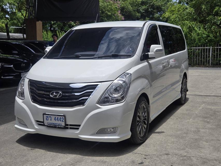 รหัสรถ CBL4442 Hyundai H-1 2.5 Limited AT 2016