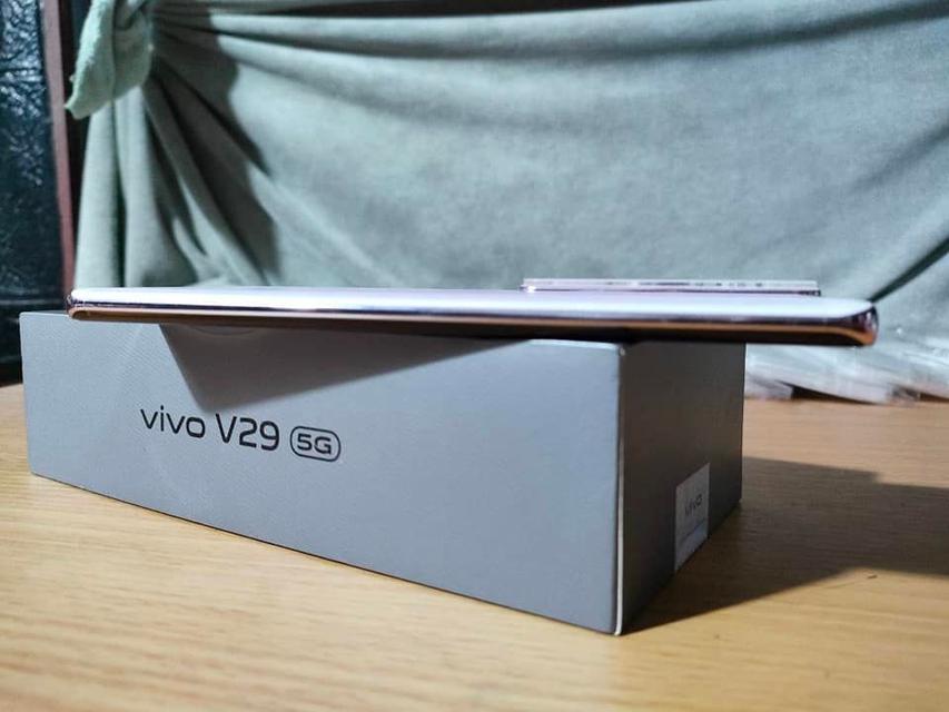 ขาย vivo V29 256 สีชมพู สภาพสวย 4