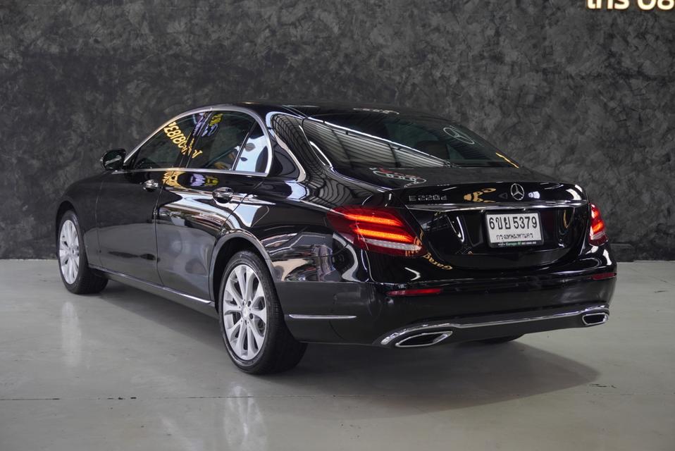 รหัสรถ JRS5379 Mercedes Benz E220d 2016 ดีเซล สีดำ 8
