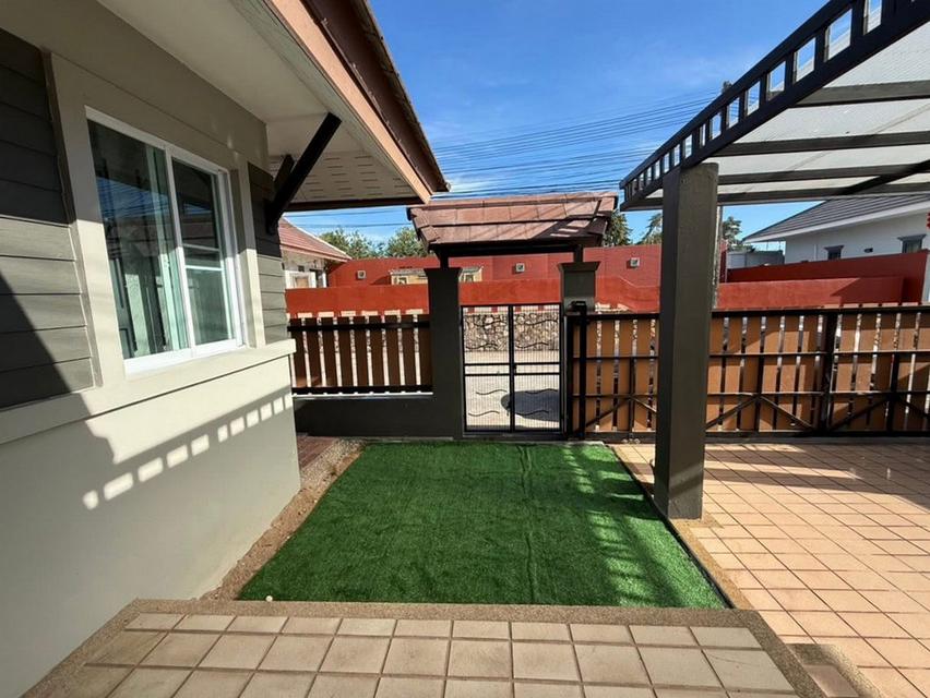 หมู่บ้านทรอปิคอล วิลเลจ 1 เมืองพัทยา บางละมุง ชลบุรี ขายบ้านเดี่ยว 52 ตารางวา 3 ห้องนอน 2 ห้องน้ำ 2