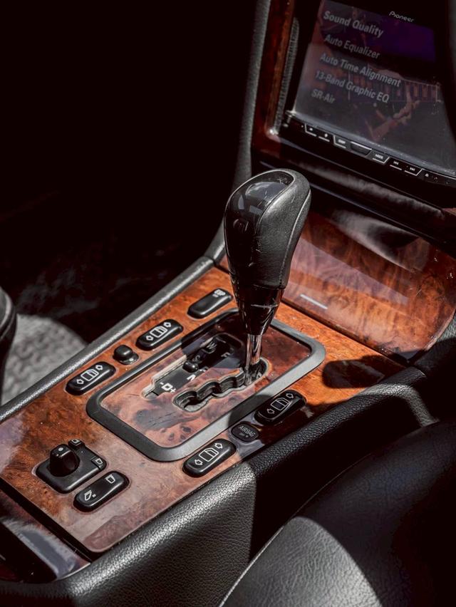 รหัสรถ 67GG12 Mercedes-Benz E240 Estate V6 2.6L (w210) ปี2002 6