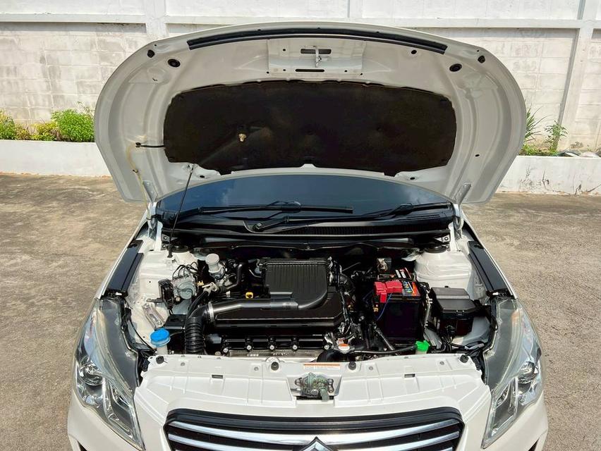 Suzuki Ciaz ปี 2016 รุ่น GLX 1.25L CVT TOP✨สวยสุดในรุ่น มือเดียวป้ายแดง สีเดิมทั้งคัน 17