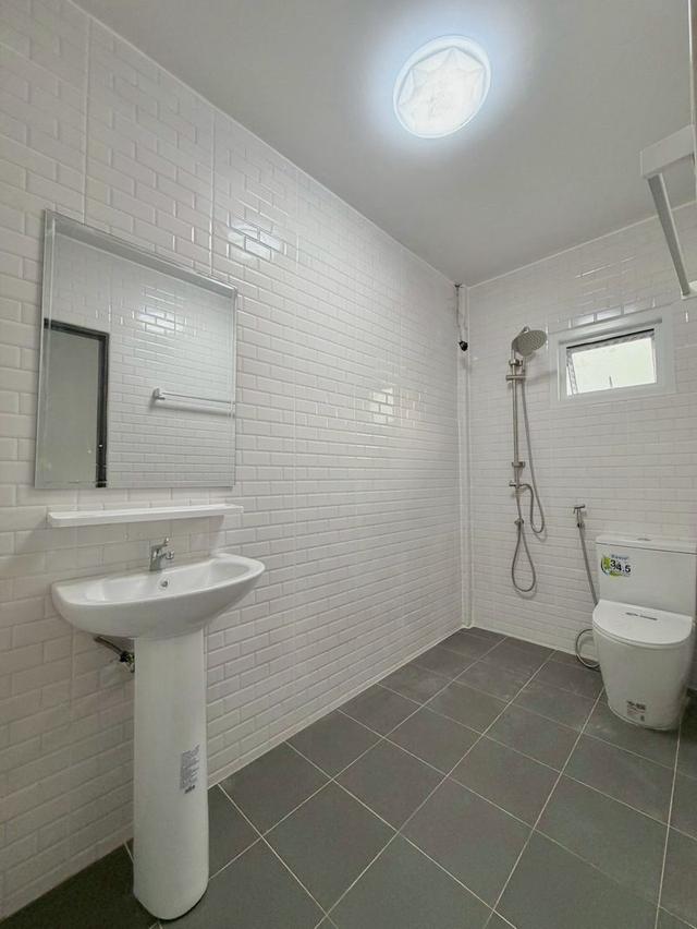 ✨หมู่บ้านกิตติยารักษ์ (ตรงข้ามกองสลาก)✨ทาวน์เฮาส์ 2 ชั้น ตกแต่งใหม่พร้อมอยู่ มีระเบียงด้านหน้า ทำเลดี น้ำไม่เคยท่วม หมู่บ้านดีมากลอกท่อทุกปี 16