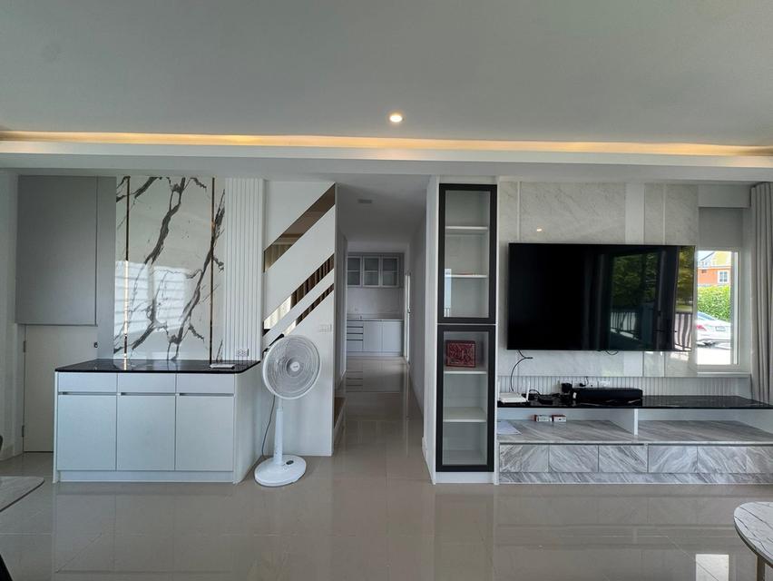 🏡⭐ ให้เช่าด่วน! บ้านเดี่ยว 2 ชั้น Grande Pleno Mega Bangna 3 นอน 3 น้ำ 145 ตร.ม. บิ้วอินครบทั้งหลัง! หลัง Mega Bangna 5 นาที 🛒 53,000 บาท/เดือน 5