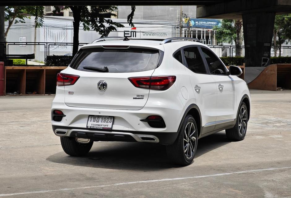 MG ZS 1.5 X+ Sunroof ปี 2021 4