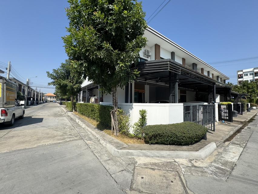 ขายทาวน์โฮมหลังมุม ยูนิโอ ทาวน์ เพชรเกษม 110 ใกล้ MRT หลักสอง พร้อมเข้าอยู่ ต่อเติมเต็ม (ไม่รับนายหน้า) 2