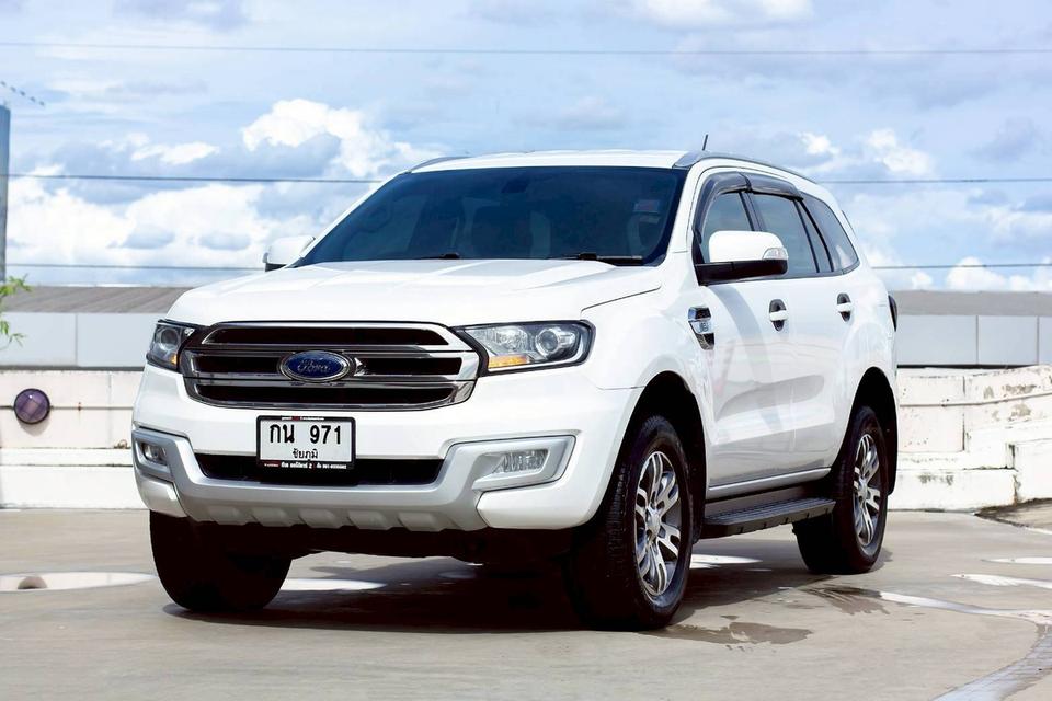 ขาย Ford Everest 2.2Titanium ปี17