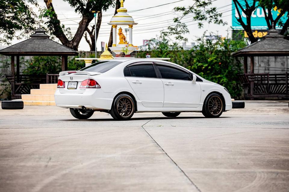 #Honda #Civic FD MNC 1.8 S ปี 2010 สีขาวรถบ้านสวย บอดี้เดิม ไม่เคยชนหนัก ไมล์ 162,211 กม. ดูแลดี เปลี่ยนถ่ายของเหลวตามระยะ เครื่องยนต์-เกียร์สมบูรณ์ รูปที่ 9