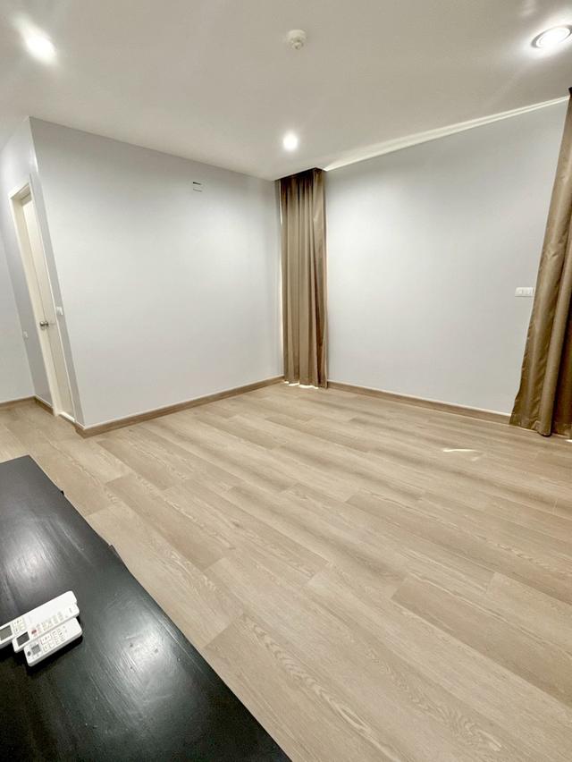 ขายห้องชุด โครงการ HAPPY CONDO ลาดพร้าว 101 ตึก C ชั้น 2 ห้องมุม ห้องขนาด 66.4 ตรม. 2 นอน 2 น้ำ 1 ห้องรับแขก 1 ห้องครัว 6