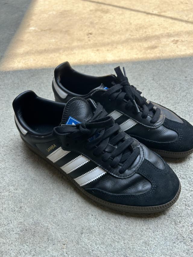 รองเท้า adidas SAMBA