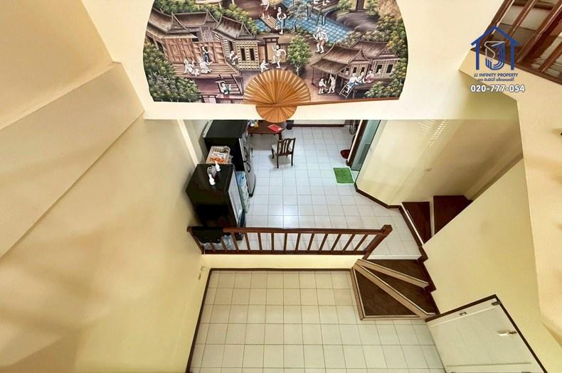 ขายทาวน์โฮม 3 ชั้น หมู่บ้านกลางเมือง รัชดา–เหม่งจ๋าย 1 ซอยสหการประมูล ใกล้ทางด่วน รถไฟฟ้าMRT 14