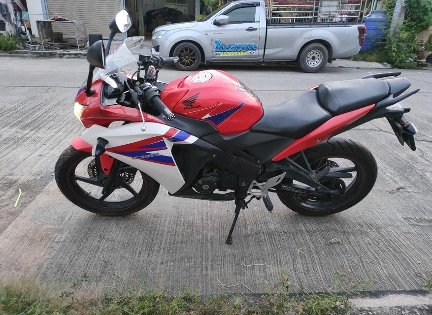 CBR150R 9