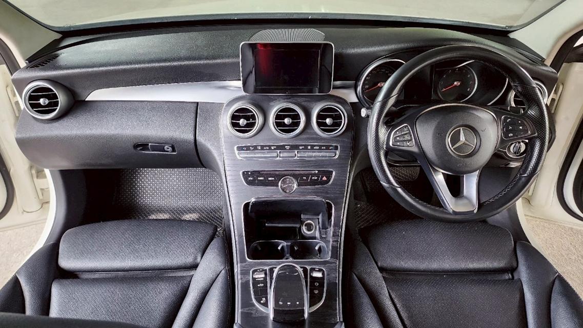 Mercedes-Benz C350e W205 Plug-in Hybrid AT ปี 2017 10