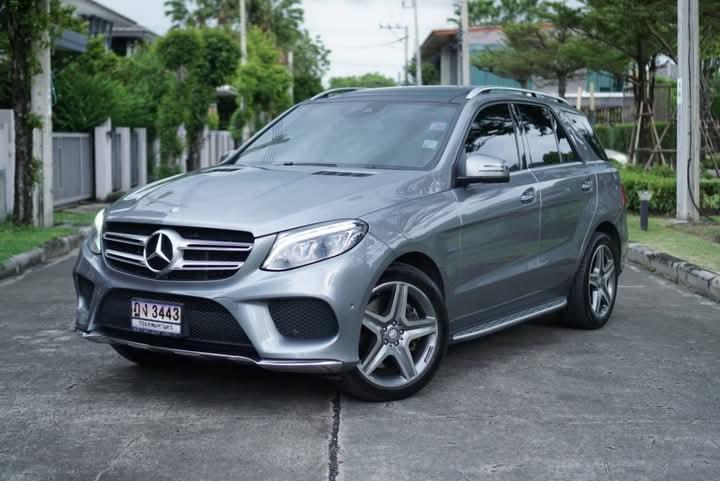 รีบขาย Mercedes-Benz GLE-Class