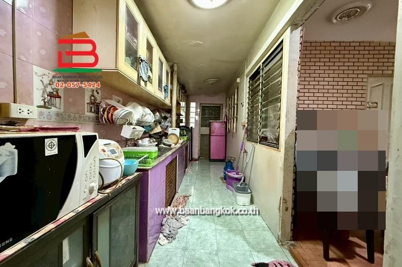 บ้านเดี่ยว หมู่บ้าน ประดับดาว 1-4 ท่าอิฐ เนื้อที่ 50.8 ตร.ว (ใกล้ BTSสายสีม่วงสถานีบางรักน้อย) ถนนรัตนาธิเบศร์ ตำบลท่าอิฐ อำเภอปากเกร็ด นนทบุรี 10