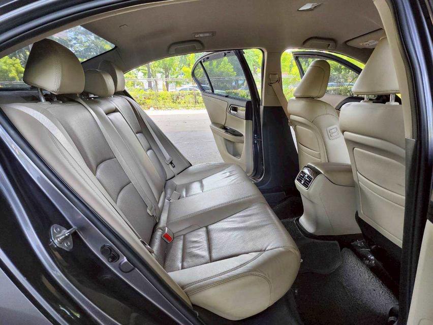 ขายรถ Honda Accord 2.0 EL AT ปี 2015 รถสวย สภาพดี 15