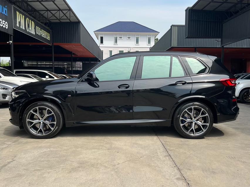 📌 BMW 🚗 X5 xDrive45e M Sport Package (G05) ⭕️ 3.0L Plug-in Hybrid 8AT Panoramic Roof รหัส PMM48 16