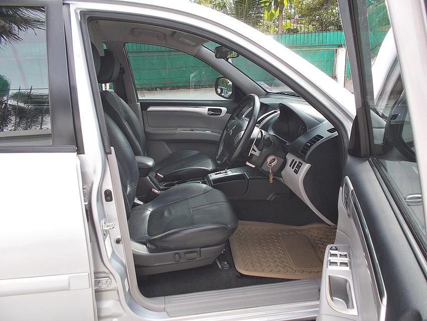 Mitsubishi Pajero Sport 2.5 GT 2WD ปี13จด14 13