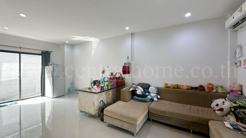 ทาวน์โฮม เวิร์ฟ ติวานนท์ - รังสิต ต้นโครงการ ราคาถูก 2