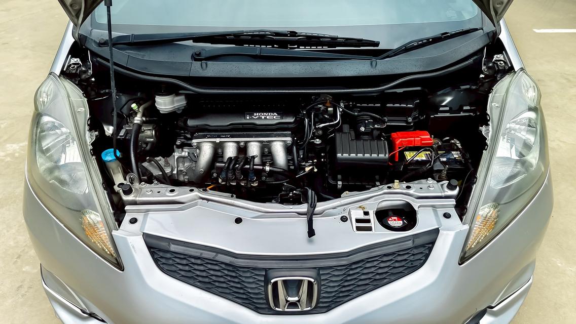 Honda jazz 1.5  16