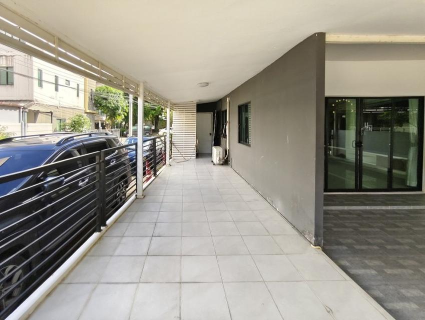 ขายทาวน์โฮมมือสองนนทบุรี โครงการ เดอะคอนเนคอัพ 3 รัตนาธิเบศร์ 17 (The Connect Up 3 Rattanathibet 17) หลังมุม ใกล้รถไฟฟ้าสายสีม่วงสถานี แยกนนทบุรี1 3