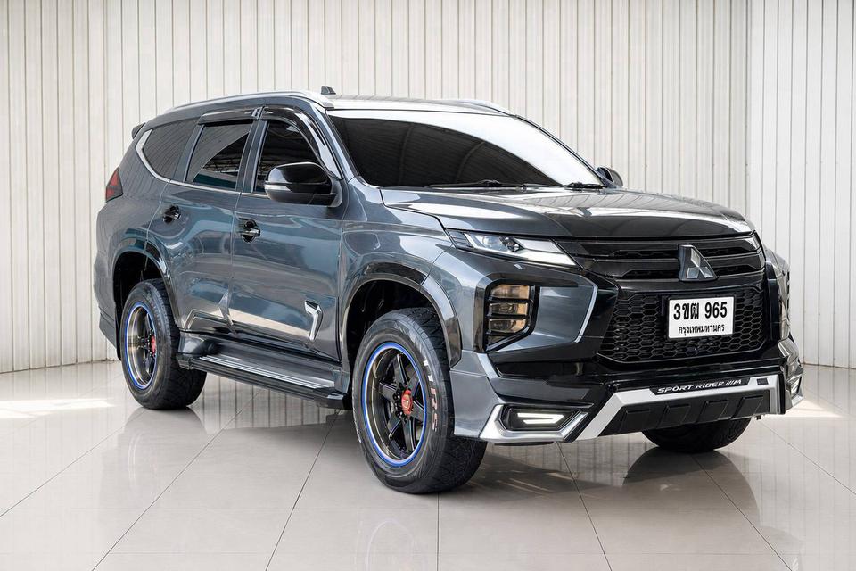 MITSUBISHI PAJERO SPORT 2.4 GT Premium 2WD ปี 2020 สีเทา โฉม ปี15-ปัจจุบัน