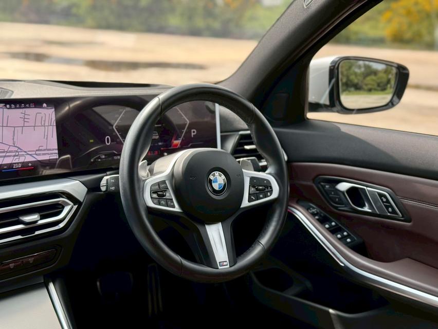 BMW 320d M sport G20 (LCI) จอยาว ปี 2024 สีขาว  10