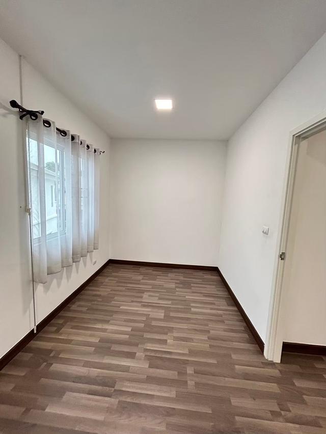 อาคารพาณิชย์ 2 ห้อง ติดถนนซุปเปอร์ไฮเวย์เชียงใหม่ ทำเลทองเหมาะทำธุรกิจ41.7 ตร.ว. 3