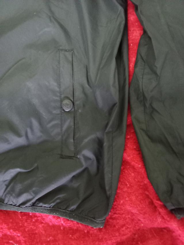 ellesse เสื้อคลุมมือสองนำเข้า รูปย่อยที่ 2