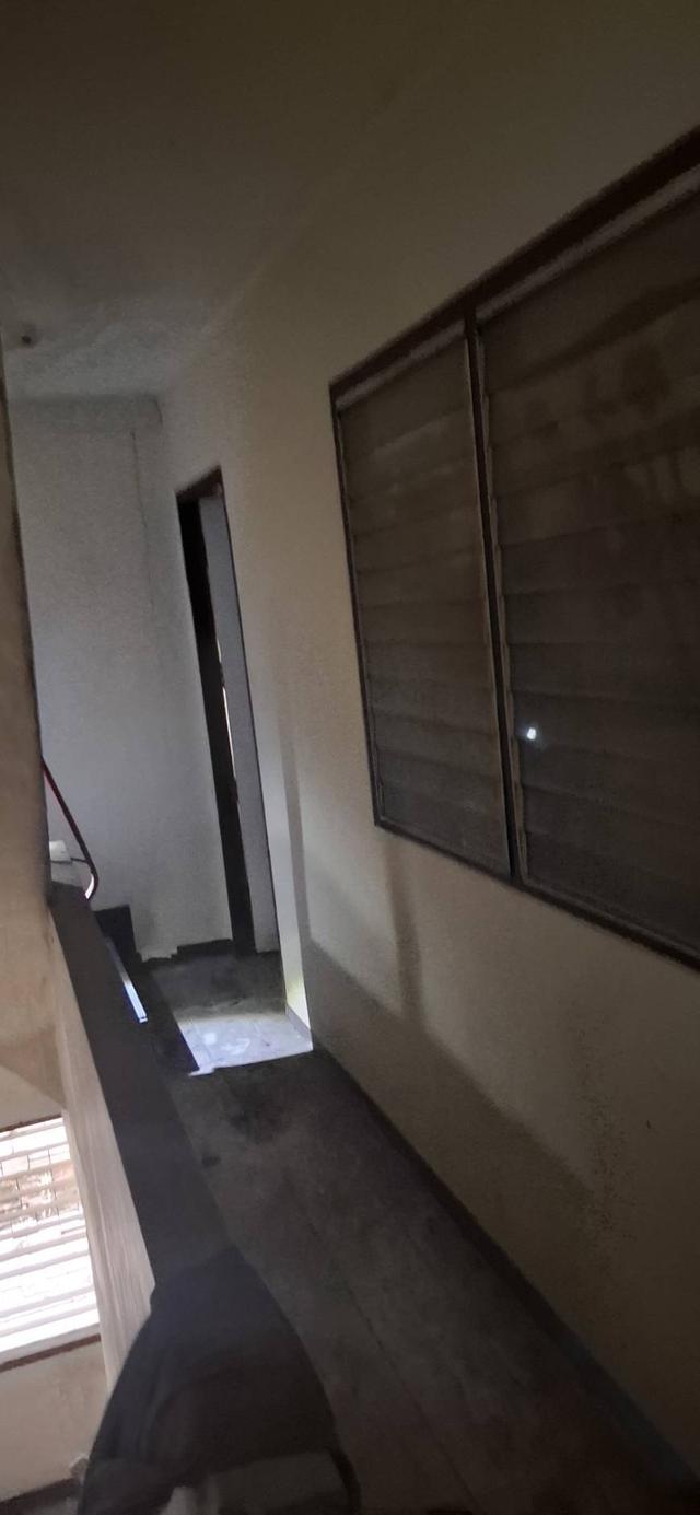 อาคารพาณิชย์ 3ชั้น พร้อมขาย หมู่บ้านอมรชัย3 ติดทางคู่ขนานถนนบรมราชชนนี (ซอย 72) 4