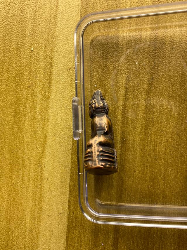 รูปหล่อหลวงพ่อโสธร รุ่นทองประทาน เนื้อทองแดง No.219641 ปี พ.ศ.2550  3