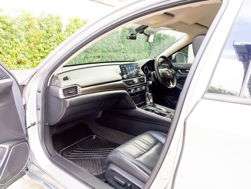 Honda Accord 1.5 EL Turbo ปี 2019  11