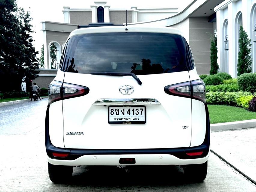 TOYOTA SIENTA 1.5V ปี 2019 รูปที่ 8