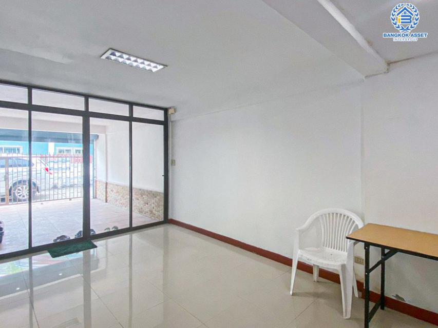 รูป ขาย ทาวน์โฮม บ้านพร้อมอยู่ งามวงศ์วาน 6103 110 ตรม. 17 ตร.วา ใกล้ทางด่วน 2