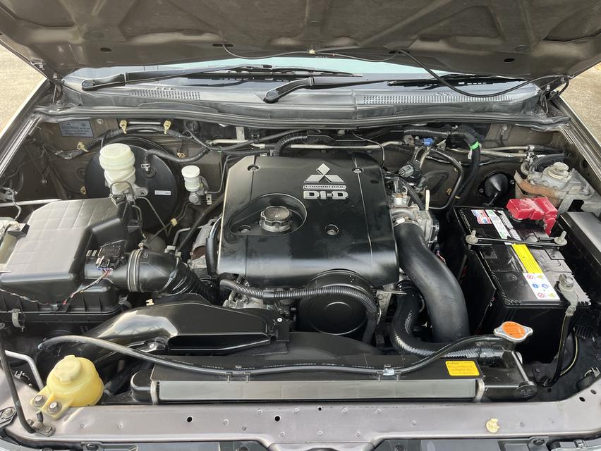 2012 Mitsubishi triton 2.5 mt 12